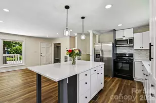 923 Yuma St, Charlotte, NC 28213 - Photo 13