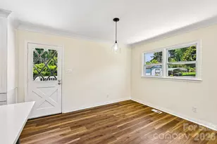 923 Yuma St, Charlotte, NC 28213 - Photo 9