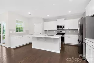 17504 Terryglass Ln, Charlotte, NC 28278 - Photo 7