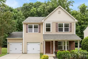 1831 Yaupon Rd, Charlotte, NC 28215 - Photo 1
