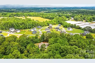 116 W Hiawatha Court, Asheville, NC 28806 - Photo 5