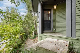 11 Cullowhee St, Asheville, NC 28801 - Photo 29