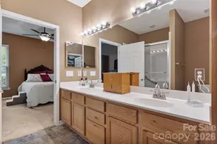 16627 Timber Crossing Rd, Charlotte, NC 28213 - Photo 29