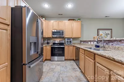 16627 Timber Crossing Road, Charlotte, NC 28213 - Photo 15