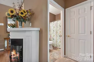 16627 Timber Crossing Rd, Charlotte, NC 28213 - Photo 19