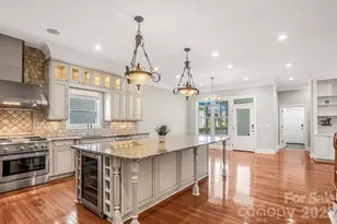 10022 Triple Oak Rd, Charlotte, NC 28277 - Photo 9