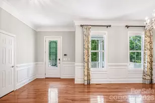 10022 Triple Oak Rd, Charlotte, NC 28277 - Photo 5