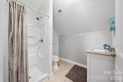 104 Rivercliff Drive W, Connelly Springs, NC 28612 - Photo 37
