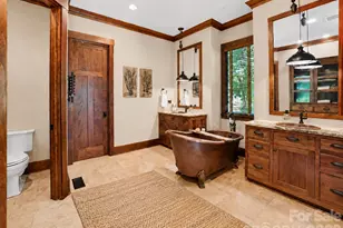 9208 Flying Eagle Ln, Charlotte, NC 28278 - Photo 13