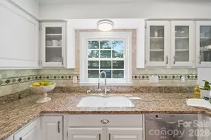 5600 Carmel Station Ave, Charlotte, NC 28226 - Photo 9