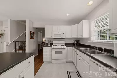 12446 Hennigan Place Lane, Charlotte, NC 28214 - Photo 29
