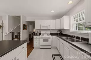 12446 Hennigan Pl Ln, Charlotte, NC 28214 - Photo 29