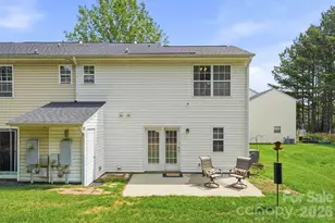 12446 Hennigan Pl Ln, Charlotte, NC 28214 - Photo 3