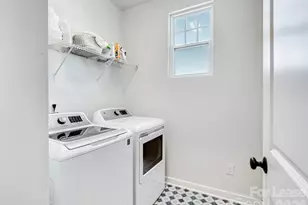 905 36th Street E, Charlotte, NC 28205 - Photo 21