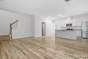 1609 Ronald St, Charlotte, NC 28216 - Photo 7