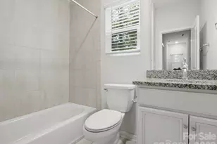 1609 Ronald St, Charlotte, NC 28216 - Photo 15