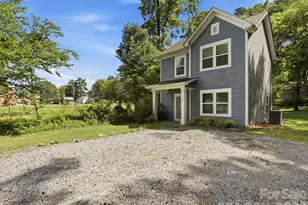 1609 Ronald St, Charlotte, NC 28216 - Photo 3