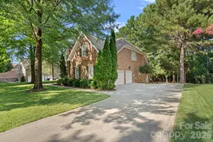 710 Fairway Point Dr, Tega Cay, SC 29708 - Photo 39