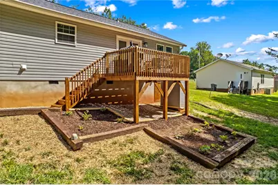 122 S Yadkin River Road, Statesville, NC 28625 - Photo 35