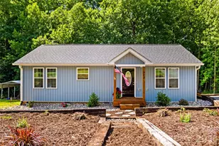 122 S Yadkin River Rd, Statesville, NC 28625 - Photo 1
