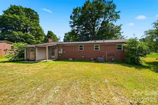 807 Mt Olive Church Rd, Newton, NC 28658 - Photo 23