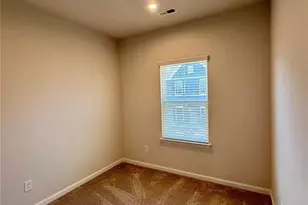 1214 Ashbury St, Charlotte, NC 28216 - Photo 17