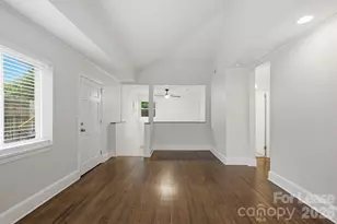 2525 Runnymede Ln, Charlotte, NC 28209 - Photo 11
