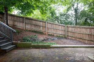 2525 Runnymede Ln, Charlotte, NC 28209 - Photo 3