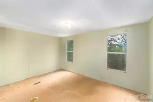 87 Holly Ridge Rd, Candler, NC 28715 - Photo 9