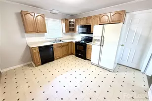 2623 Sherry Ln, Gastonia, NC 28054 - Photo 5