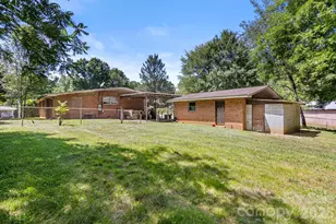 201 Peach St, Shelby, NC 28150 - Photo 5