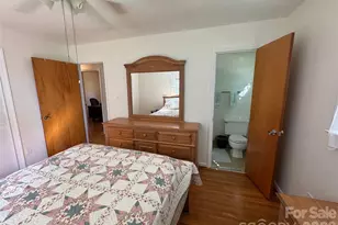 7644 Bramblewood Dr, Charlotte, NC 28217 - Photo 19