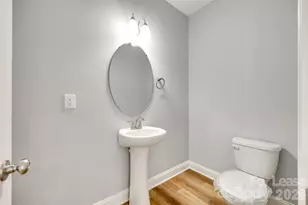 500 Dawn Cir, Charlotte, NC 28213 - Photo 7