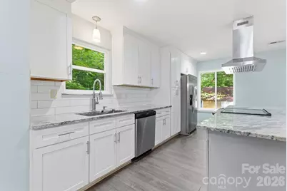 7401 Park Vista Circle, Charlotte, NC 28226 - Photo 3