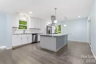 7401 Park Vista Cir, Charlotte, NC 28226 - Photo 5
