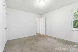 7401 Park Vista Cir, Charlotte, NC 28226 - Photo 15