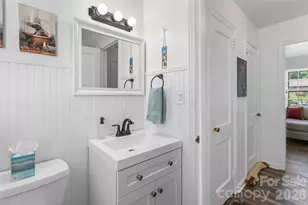 19 Wilburn Rd, Asheville, NC 28806 - Photo 5