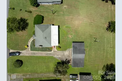 940 Meadowlane Drive NW, Lenoir, NC 28645 - Photo 17