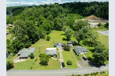 940 Meadowlane Drive NW, Lenoir, NC 28645 - Photo 13