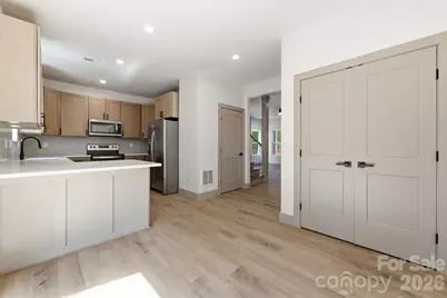 1830 31st Street NE, Hickory, NC 28601 - Photo 13