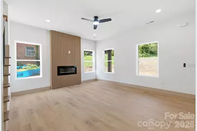 1830 31st Street NE, Hickory, NC 28601 - Photo 7