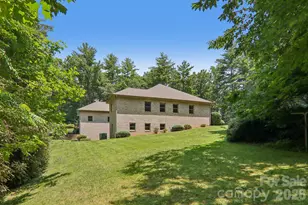 208 Arbor Ln, Hendersonville, NC 28791 - Photo 33