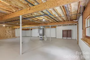 208 Arbor Ln, Hendersonville, NC 28791 - Photo 29