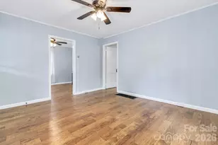 657 Old Fort Rd, Fairview, NC 28730 - Photo 15