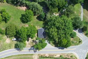 657 Old Fort Rd, Fairview, NC 28730 - Photo 45