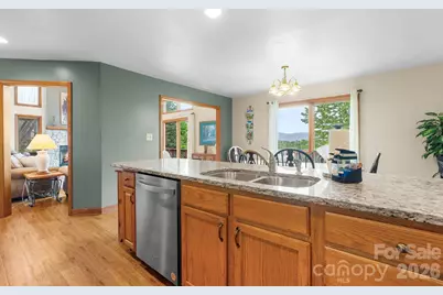 218 Slope View Drive #22, Sugar Mountain, NC 28604 - Photo 15