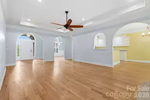 1366 Crown Ridge Dr, Fort Mill, SC 29708 - Photo 13