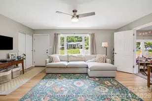 5 Hillview Rd, Asheville, NC 28805 - Photo 7