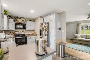 5 Hillview Rd, Asheville, NC 28805 - Photo 13