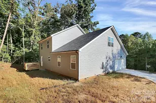 2595 Henry Falls Dr, Hickory, NC 28602 - Photo 35